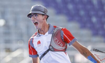 Mete Gazoz: “Söz verdiği olimpiyat madalyasına kavuşmanın mutluluğunu yaşıyorum”