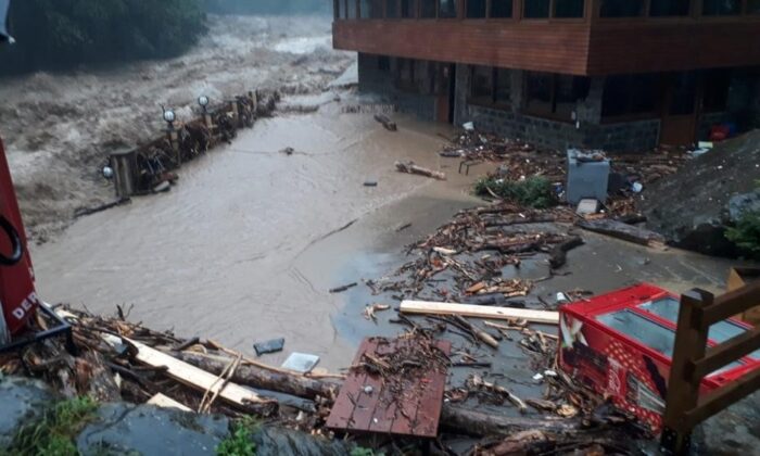 Meteoroloji’den Trabzon, Rize ve Artvin için şiddetli yağış uyarısı