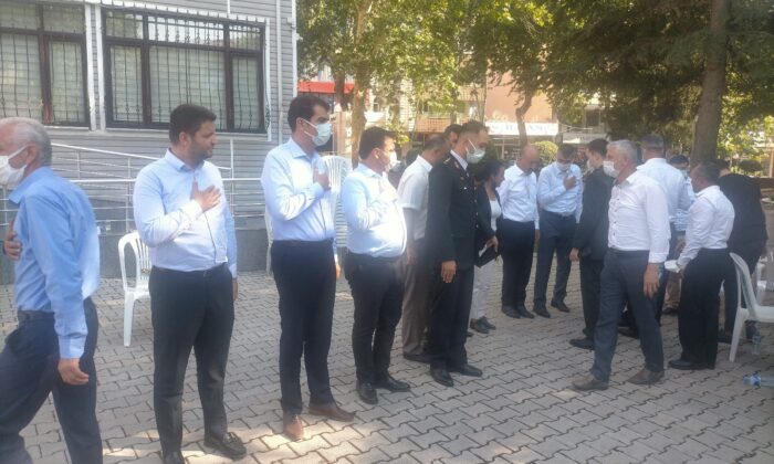 Milletvekili Toprak ve beraberindekiler Gölbaşı ilçesinde bayramlaştı