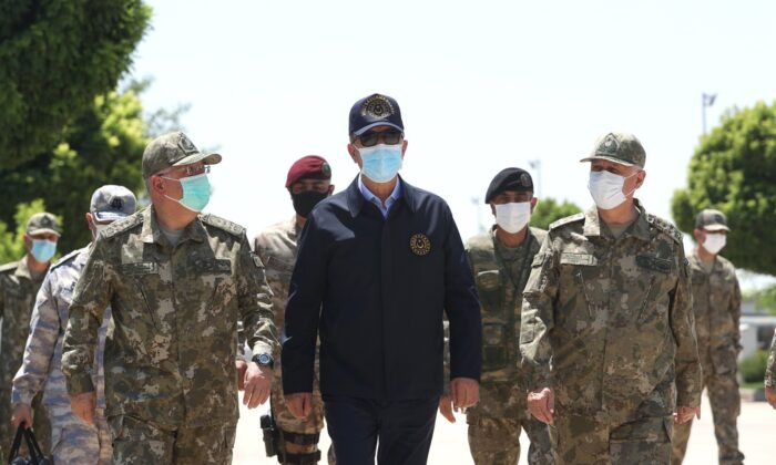 Milli Savunma Bakanı Hulusi Akar Gaziantep’te