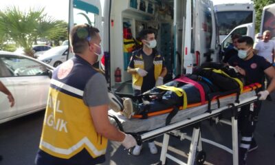 Motosiklet otobüs ile çarpıştı: 2 yaralı