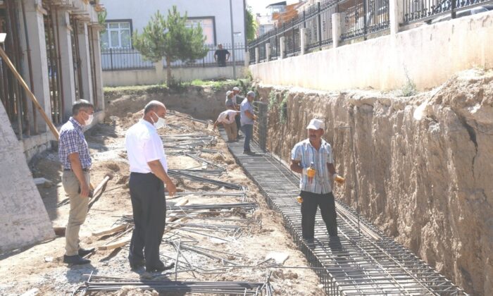 Müdür Başyiğit, okul inşaatlarında incelemelerde bulundu