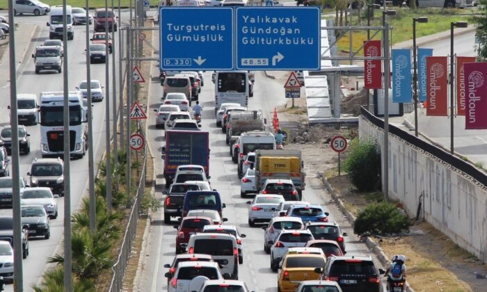 Muğla’da yol üstü araç park yeri uygulaması yürürlüğe giriyor