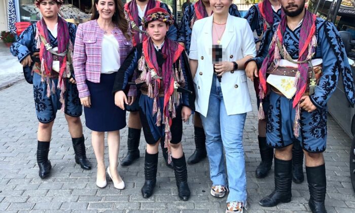 Muhtar Çamoğlu’ndan, Müge Anlı’ya jest