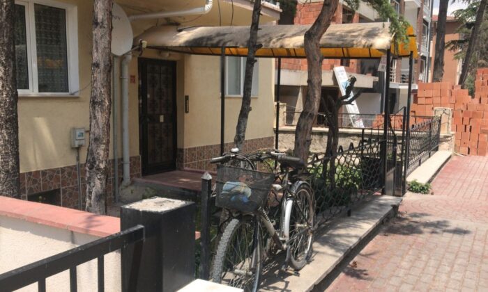 Önce eski eşine, sonra kendisine ateş etti