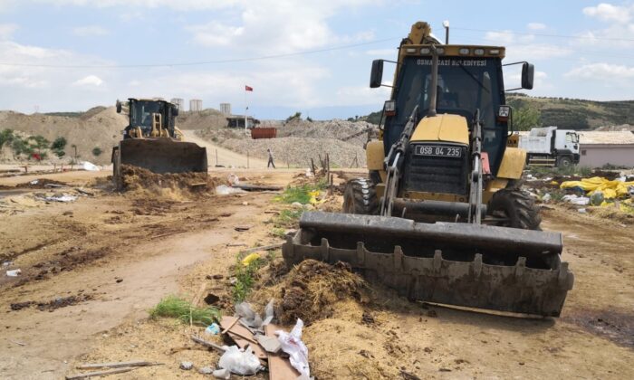 Osmangazi’de kurban kesim satış yerleri temizleniyor