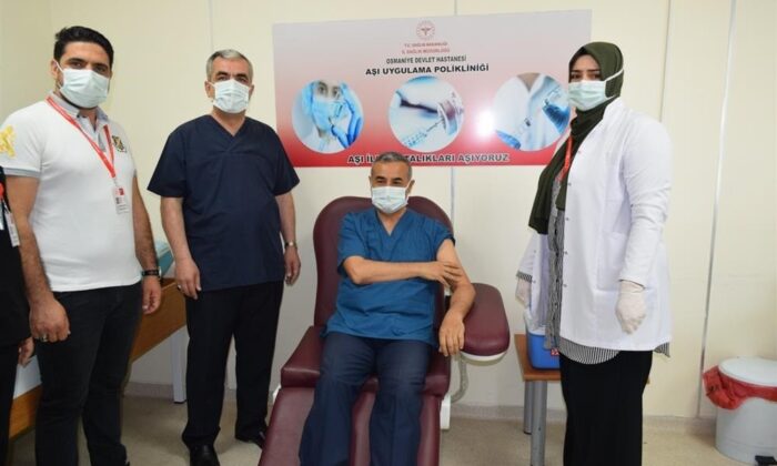 Osmaniye’de üçüncü doz aşılama başladı