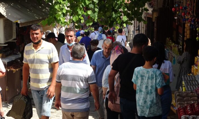 Osmanlı diyarı Safranbolu’da hafta sonu bereketi