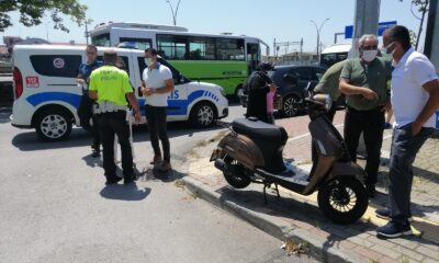 Otomobil ile çarpışan motosiklet sürücüsü yaralandı