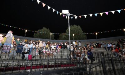 “Oz Ülkesi” tiyatro gösterisi çocukları kahkahaya boğdu