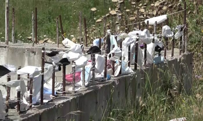 (ÖZEL) Arnavutköy’de pandemi hatıra duvarı