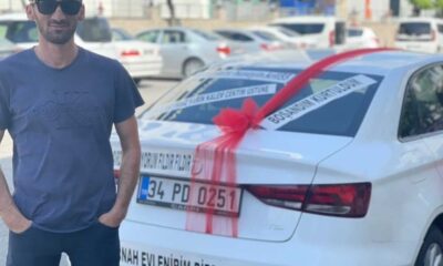 (ÖZEL) Boşandıktan sonra süslediği araçla tura çıktı, halay çekip kutlama yaptı