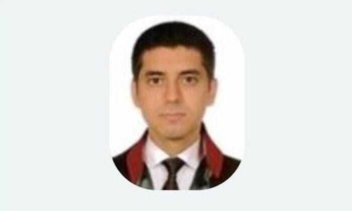 (Özel) E-5’te genç avukat bir aracın önüne atlayarak intihar etti