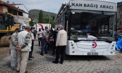 (ÖZEL) Kan vermek için uzun kuyruklar oluştu