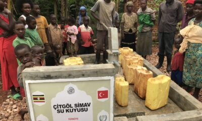 (Özel) Simavlı hayırseverler Uganda’ya temiz su kuyusu kazandırdı