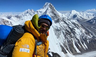 Pakistanlı 19 yaşındaki Kashif, K2 Dağı’na tırmanan en genç dağcı oldu