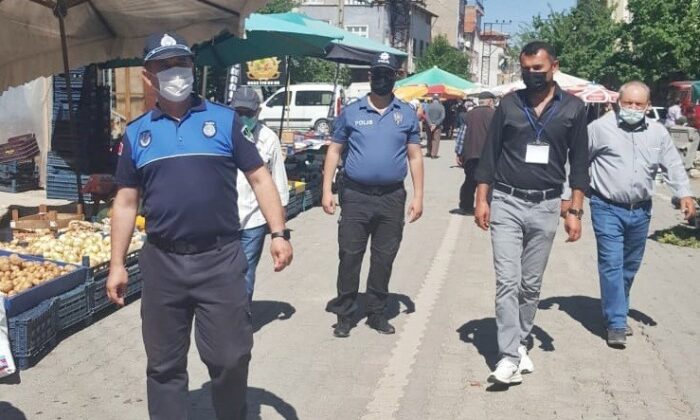 Perşembe pazarında korona virüs denetimi