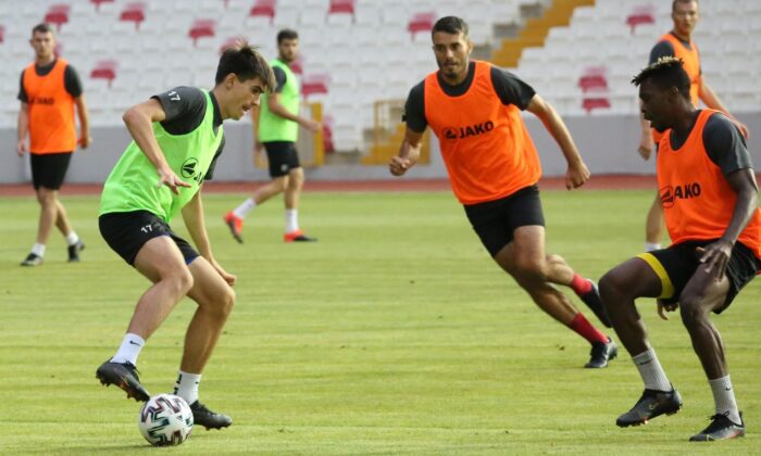 Petrocub, Sivasspor maçı hazırlıklarını tamamladı