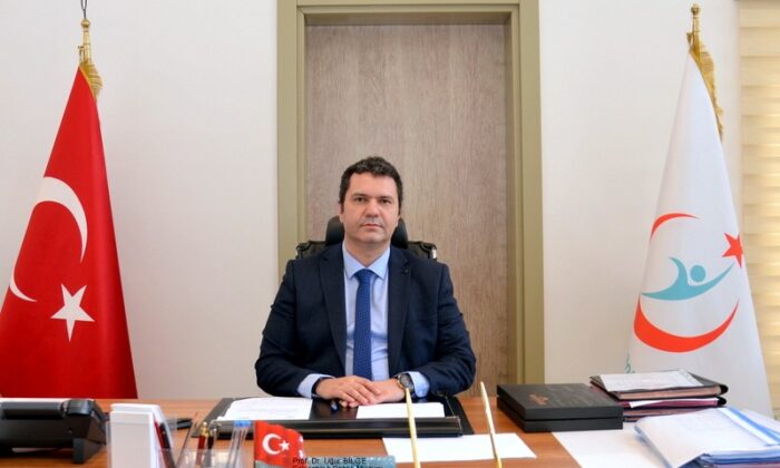 Prof. Dr. Bilge aşılama konusunda uyardı: “Aşılanmayan kişiler yeni varyant oluşumuna sebep olabilir”