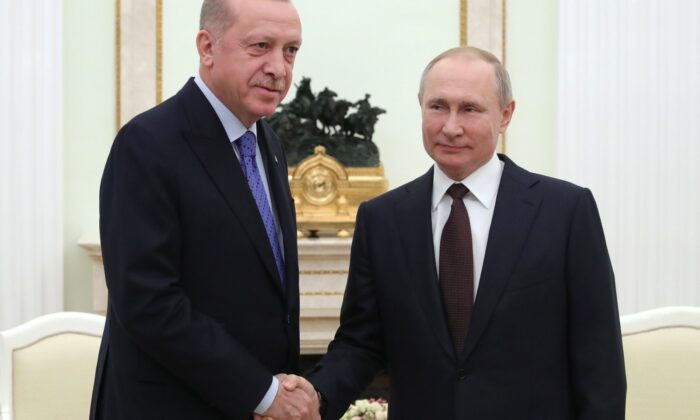 Putin ile Erdoğan, Türkiye’deki yangınları görüştü