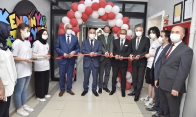 Rektör Ataç ’Kendin Yap Atölyesi’ açılışına katıldı