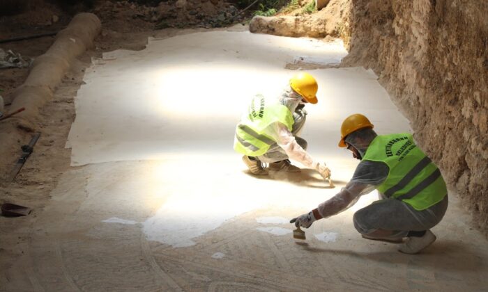 Roma dönemine ait ‘Tarihi Mozaiklerin’ restorasyonu devam ediyor