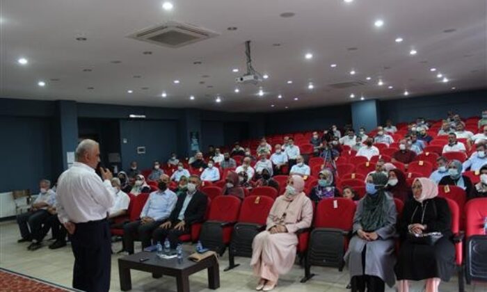 “Şahidiz Şanlı Direnişe” konulu konferans düzenledi