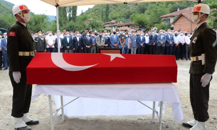 Samsunlu Şehit Emrah Arslan son yolculuğuna uğurlandı