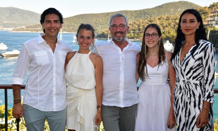 Sanatseverler Bodrum Loft’da bir araya geldi