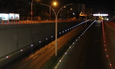 Şanlıurfa’da alt geçitlere Türk bayrağı renginde led ışıklar döşendi