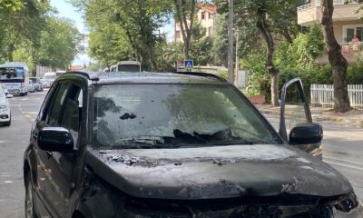 Şehir merkezinde seyir halindeki cip alevlere teslim oldu