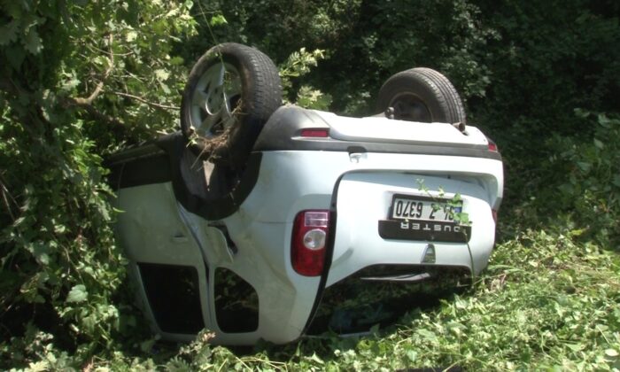Şile yolunda hakimiyetini kaybeden sürücü ormanlık alana uçtu