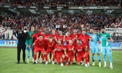 Sivasspor’dan galibiyet pozu