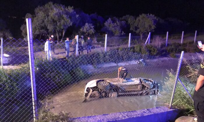 Sulama kanalına uçtu, otomobilini bırakıp gitti
