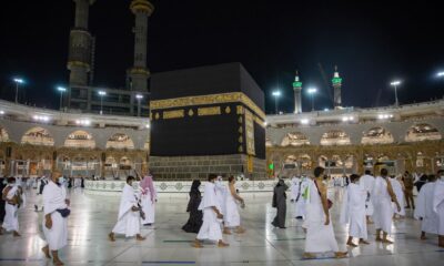 Suudi Arabistan’da umre ziyaretleri yeniden başladı