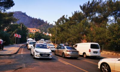 Tatilciler Marmaris’i terk ederken, tahliyeler de devam ediyor