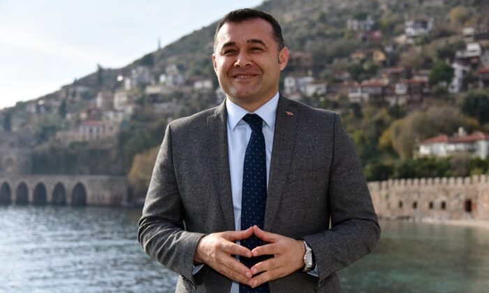 Tatilcilerin akın ettiği Alanya’nın nüfusu 1.5 milyona yaklaştı