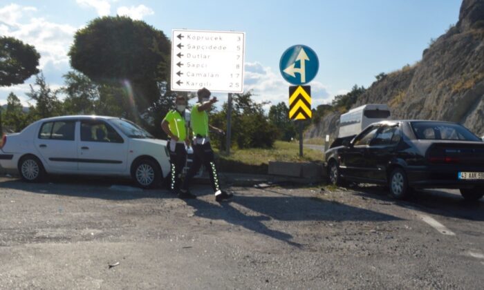 Tavşanlı’da trafik kazası: 7 yaralı