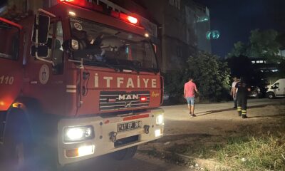 Tekstil atölyesinin elektrik panosunda çıkan yangın korkuttu