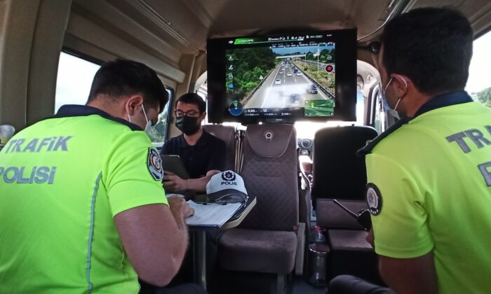 TEM’de drone ile denetimde sürücülere ceza yağdı
