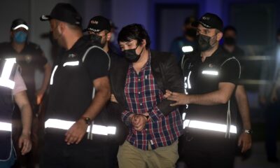 ‘Tosuncuk’ lakaplı Mehmet Aydın, havalimanında sağlık kontrolden geçirildi