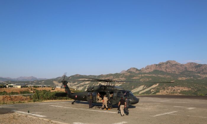 Tunceli’de helikopter destekli trafik denetimi