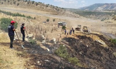 Tunceli’de korkutan yangın: Alevler ormanlık alana sıçramadan kontrol altına alındı
