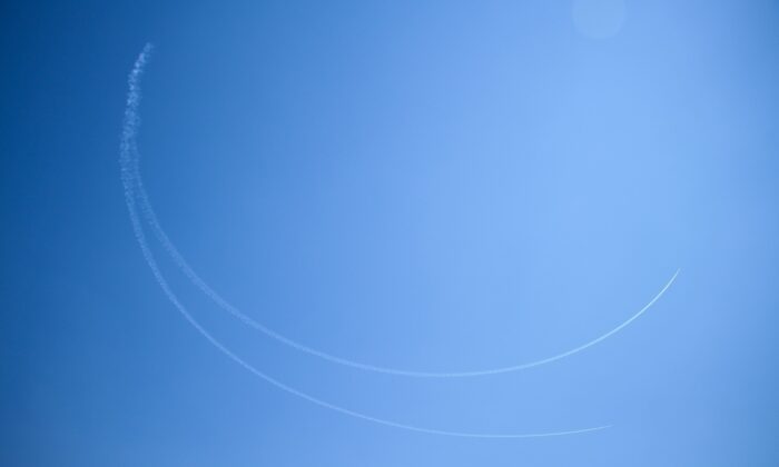 Türk Yıldızları Osmanlının ilk başşehrinde uçtu