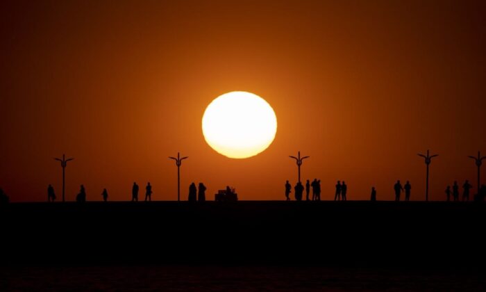 Türkiye’nin en doğusu Van’da eşsiz gün batımı