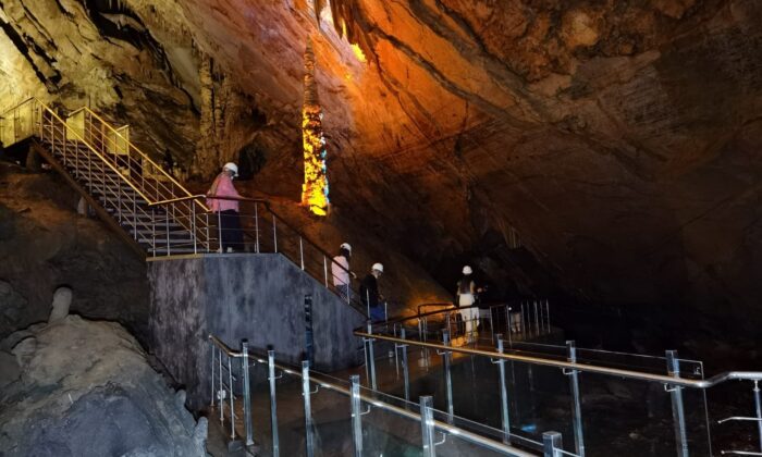 Türkiye’nin en uzun 10., Zonguldak’ın ise en uzun 2.mağarası ziyaretçi akınına uğruyor