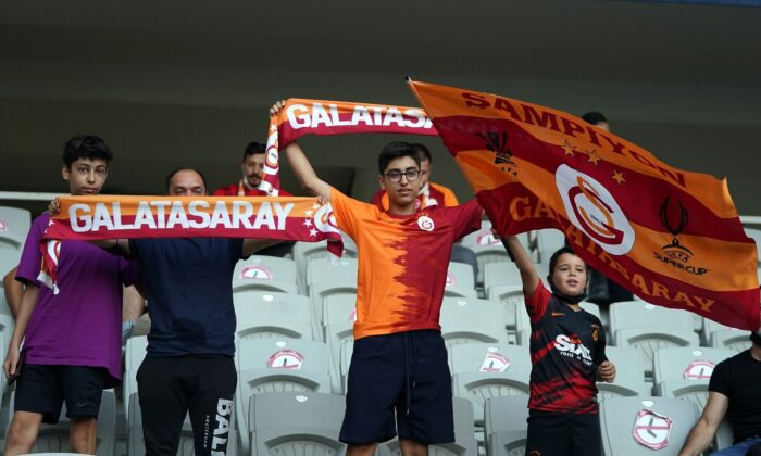 UEFA Şampiyonlar Ligi: Galatasaray: 0 – PSV Eindhoven: 0 (Maç devam ediyor)
