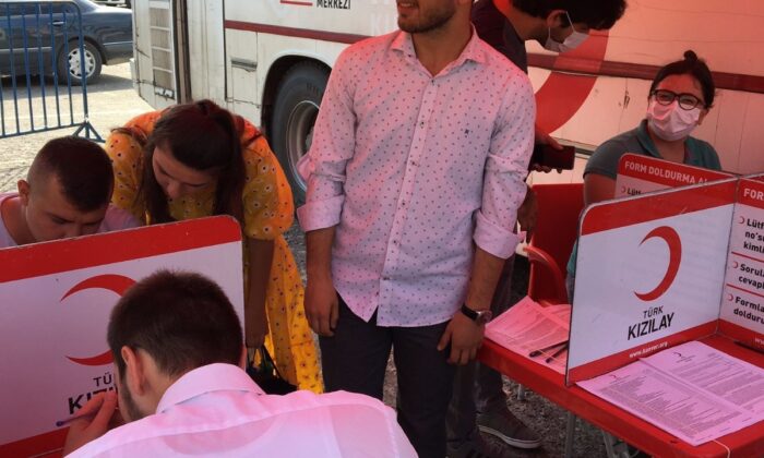 Ülkü Ocakları’ndan kan desteği