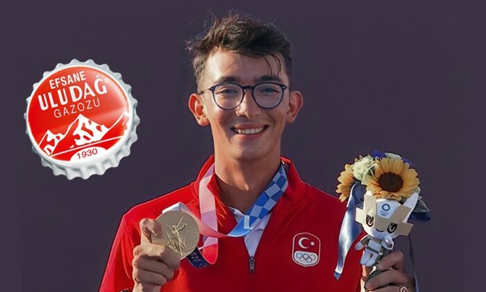 Uludağ Gazoz, şampiyon okçunun yanında