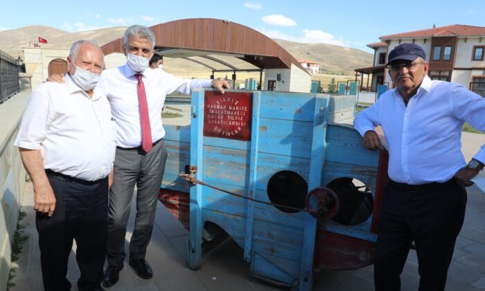 Vali Makas Kenan Yavuz Etnografya Müzesini gezdi